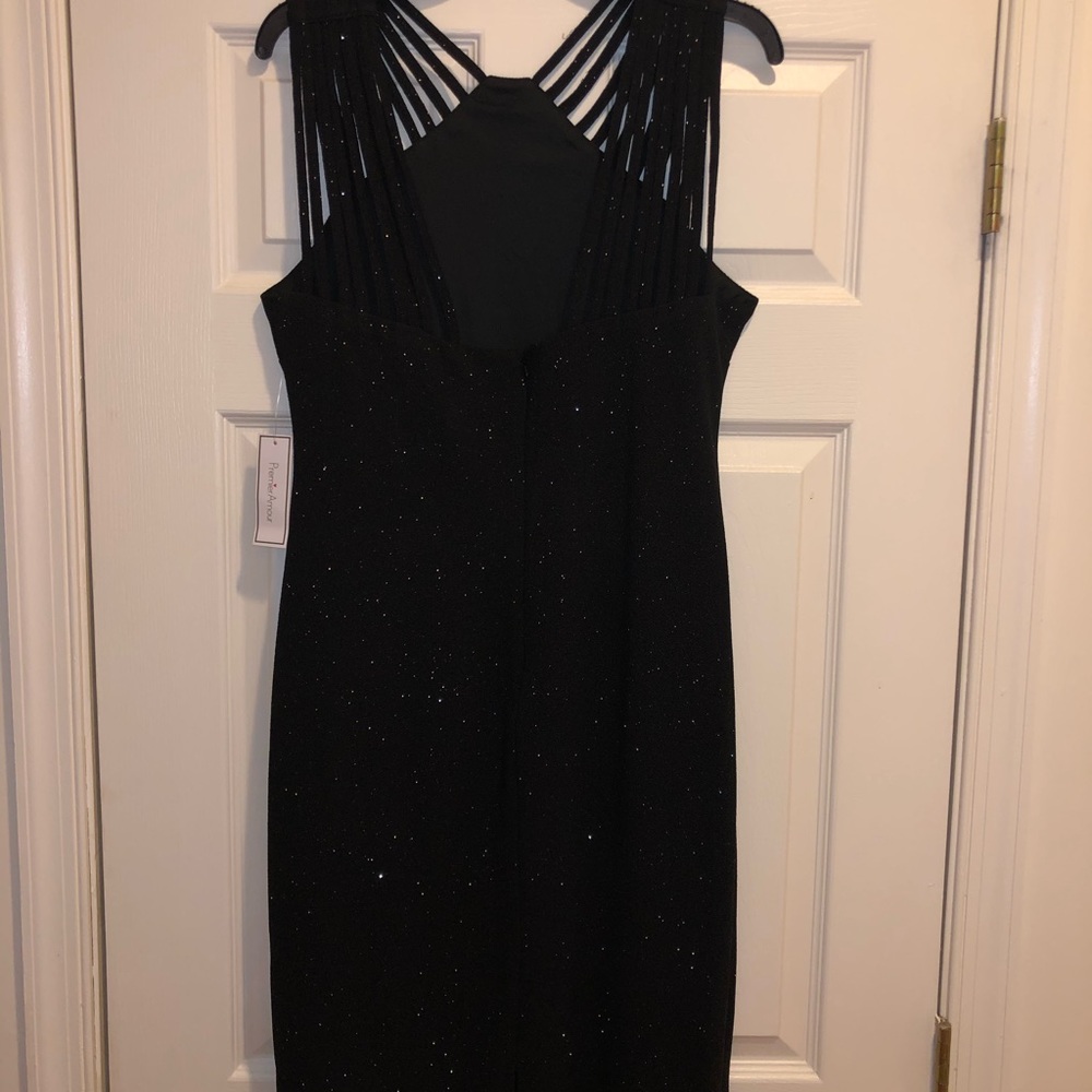 Formal black dress - Picture 8 of 8